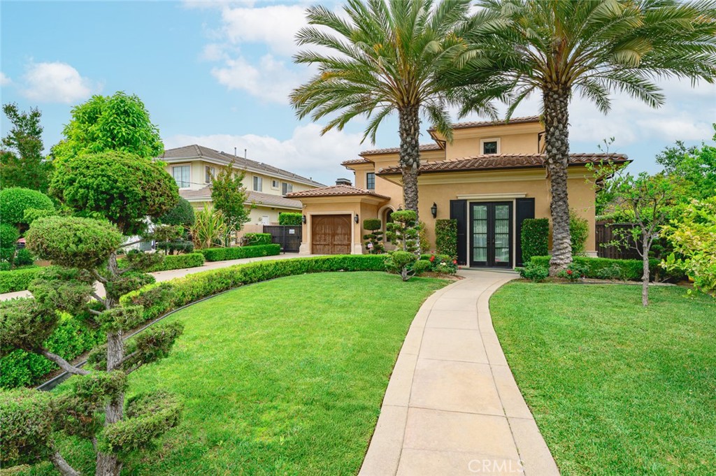 Properties 2 435 Walnut Avenue