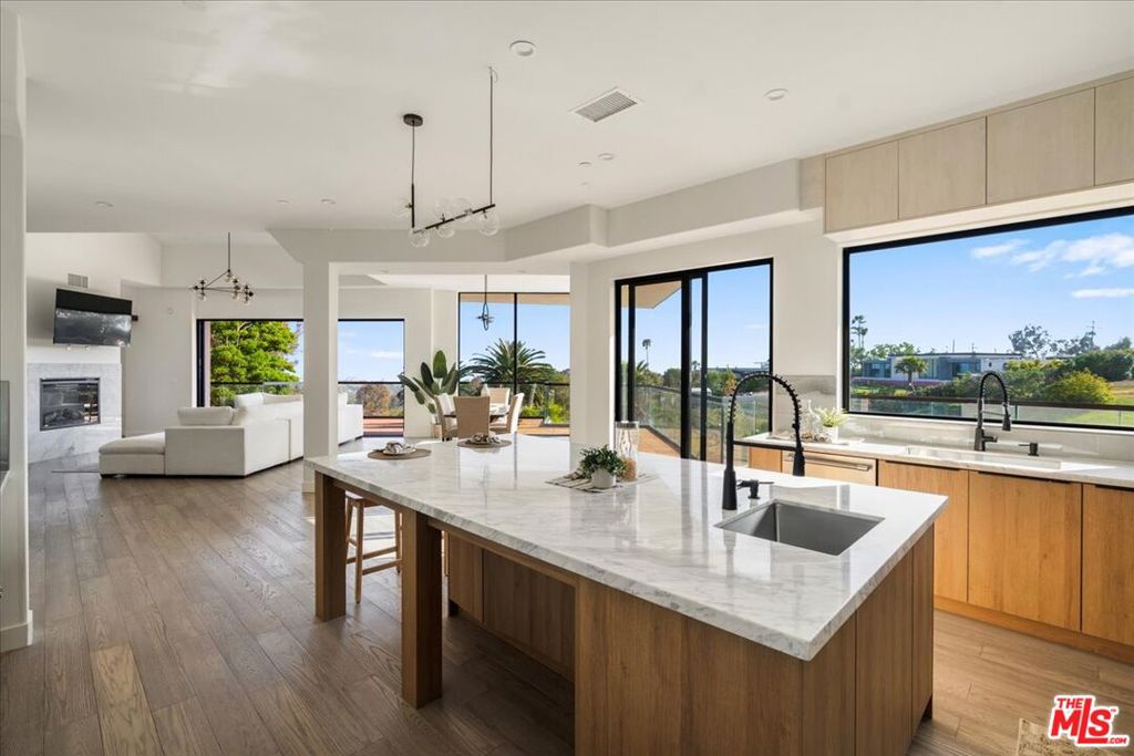 5675 Calpine Drive, Malibu CA 90265
