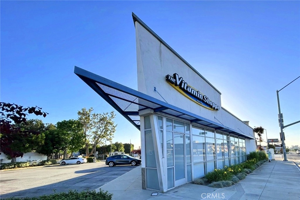 5600 E 7th