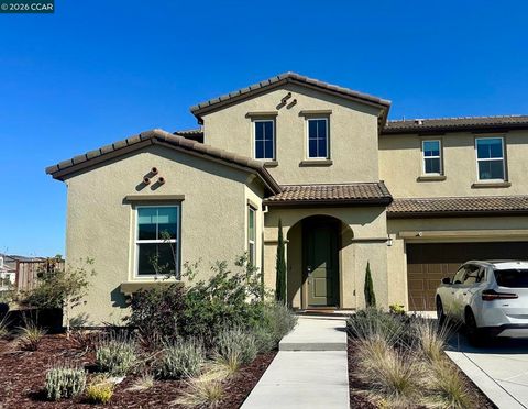 5238 Ironwood Ave Tracy CA 95377