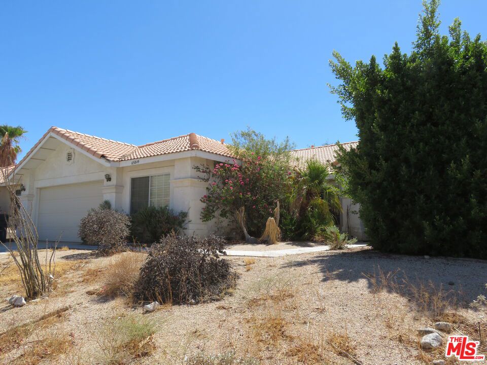 65849 Avenida Barona