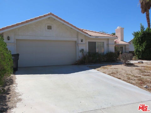 Photo of 65849 Avenida Barona, Desert Hot Springs, CA 92240 (MLS # 26889909)