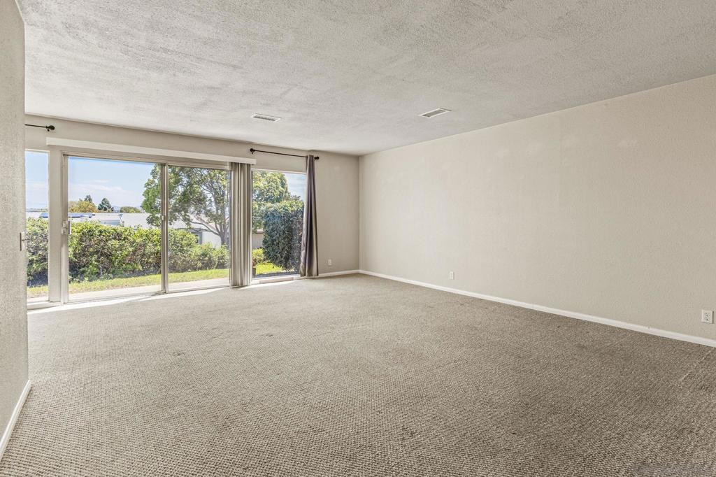 3808 Vista Campana 26