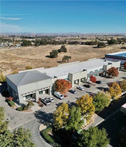 Photo of 2758 Danley Court Ct #C, Paso Robles, CA 93446 (MLS # SC26146273)