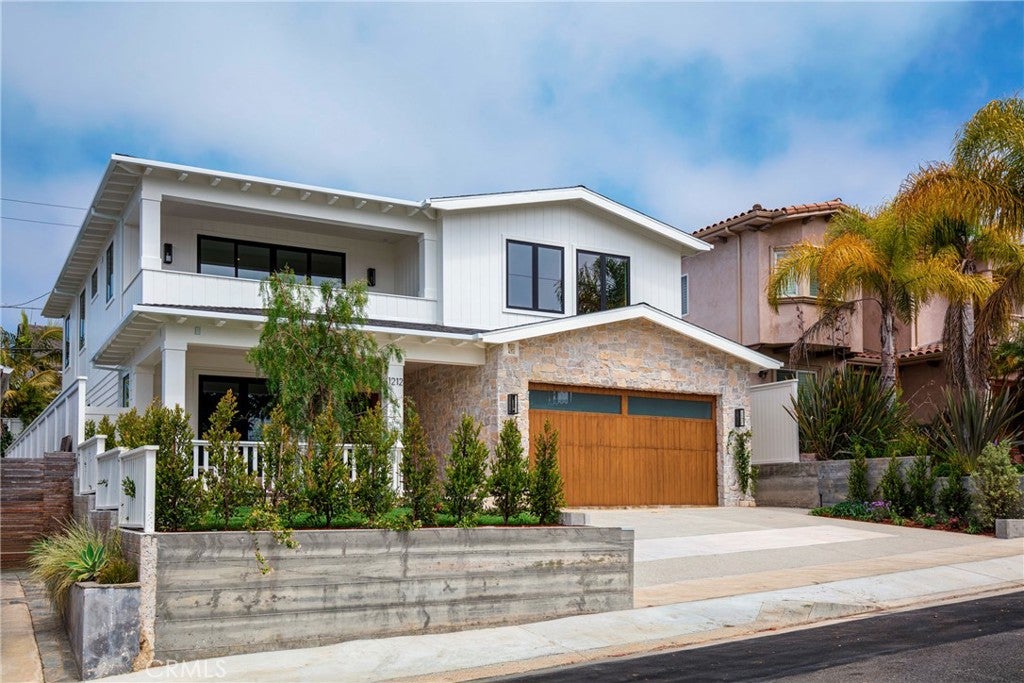 1212 Magnolia Avenue