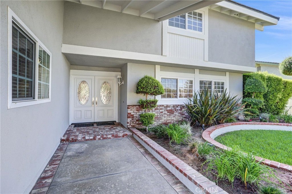 1027 Country Club
