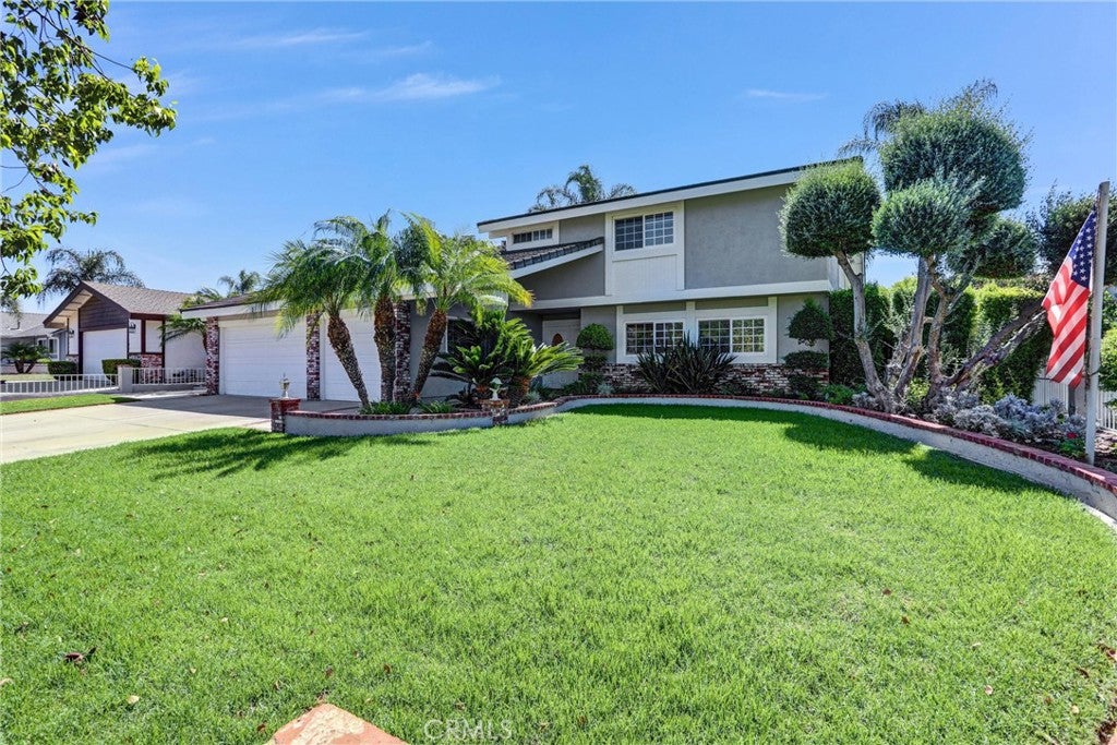 1027 Country Club