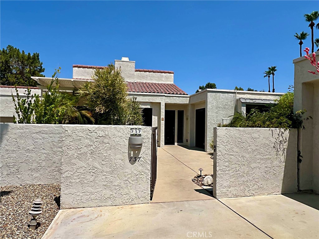 737 Inverness Drive
