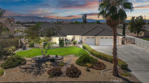 Photo of 18935 Caballero Road, Apple Valley, CA 92308 (MLS # HD25200442)