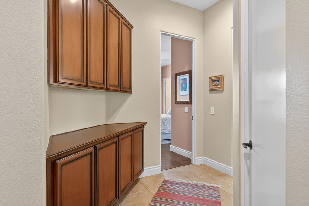 Indian Wells C.C. - Residential