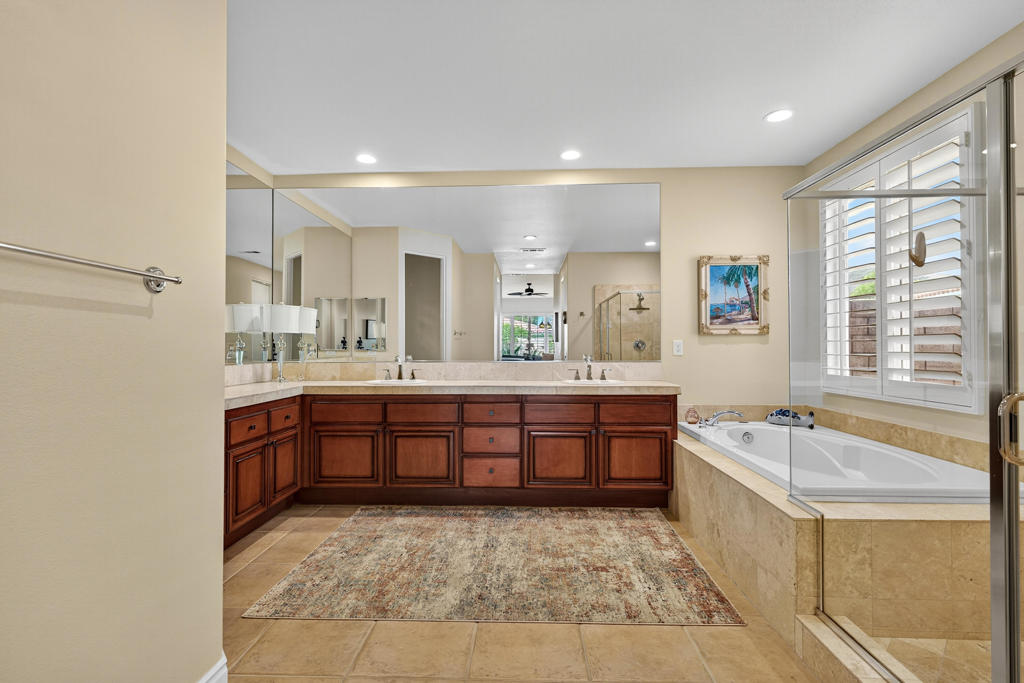 Indian Wells C.C. - Residential