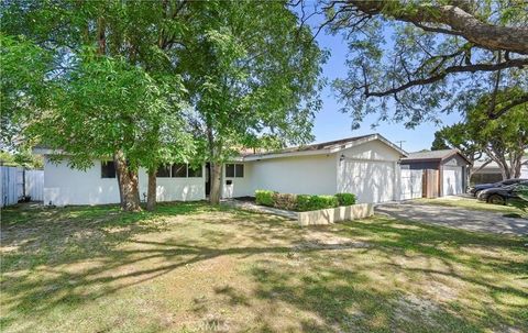 Photo of 20617 Schoenborn St, Winnetka, CA 91306 (MLS # SR25246424)