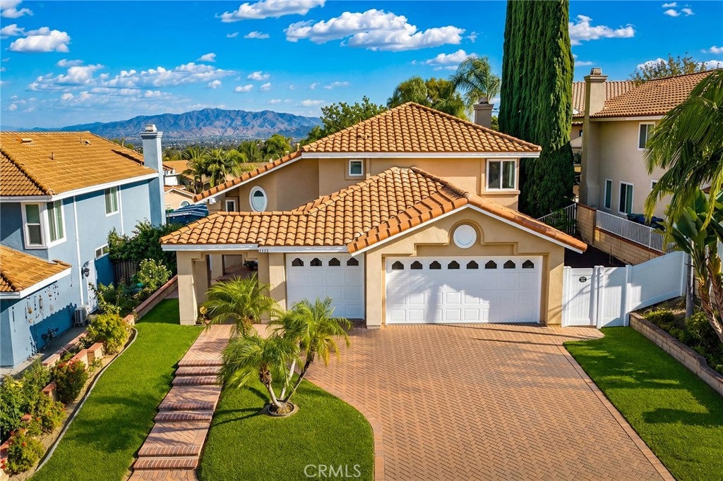 2525 Wandering Ridge Drive
