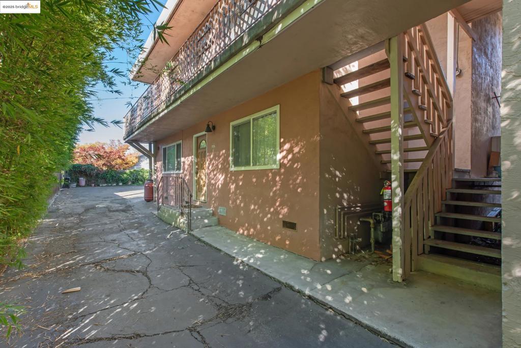 IDORA PARK - Residential Income