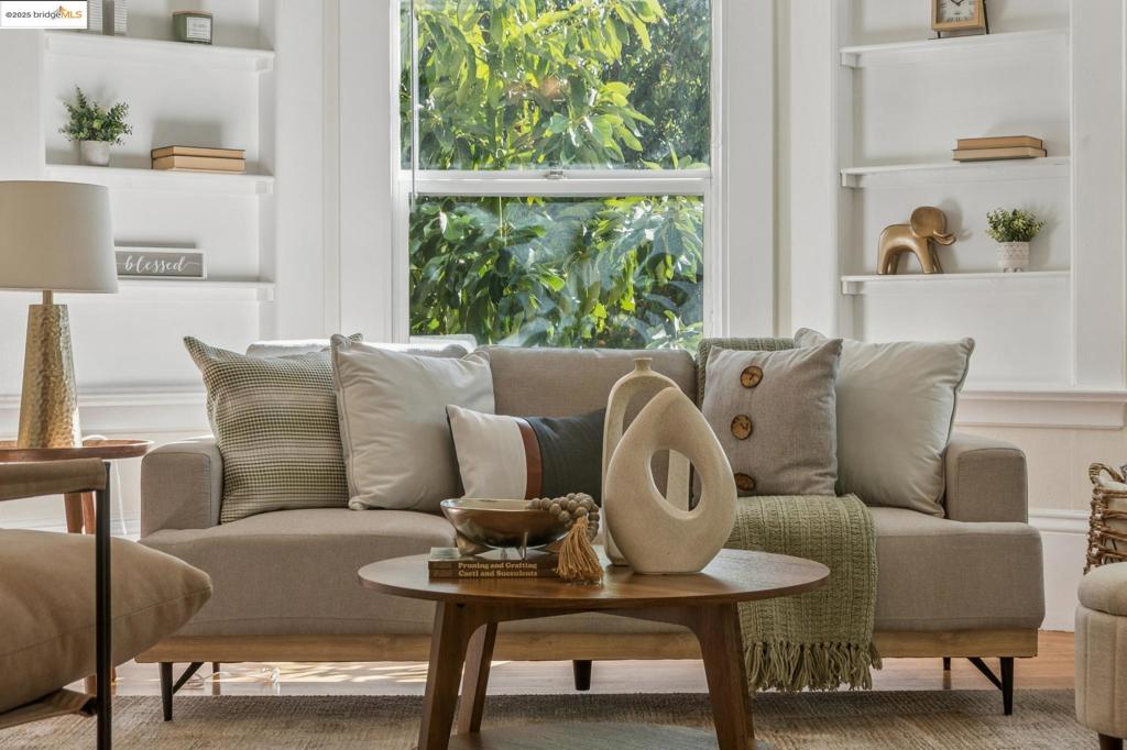 IDORA PARK - Residential Income