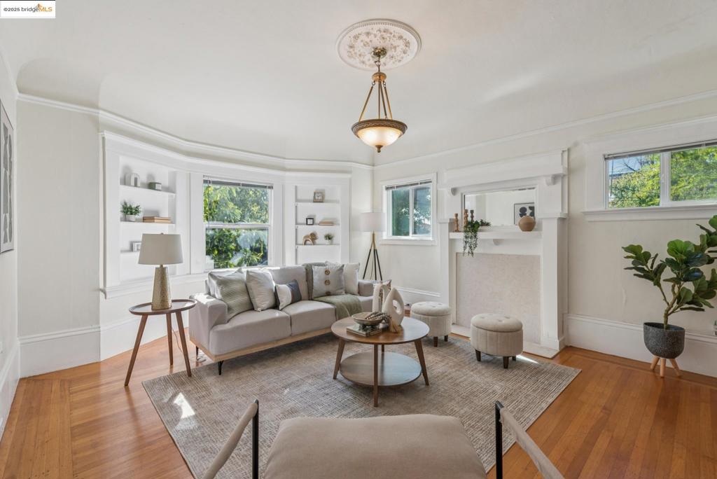 IDORA PARK - Residential Income