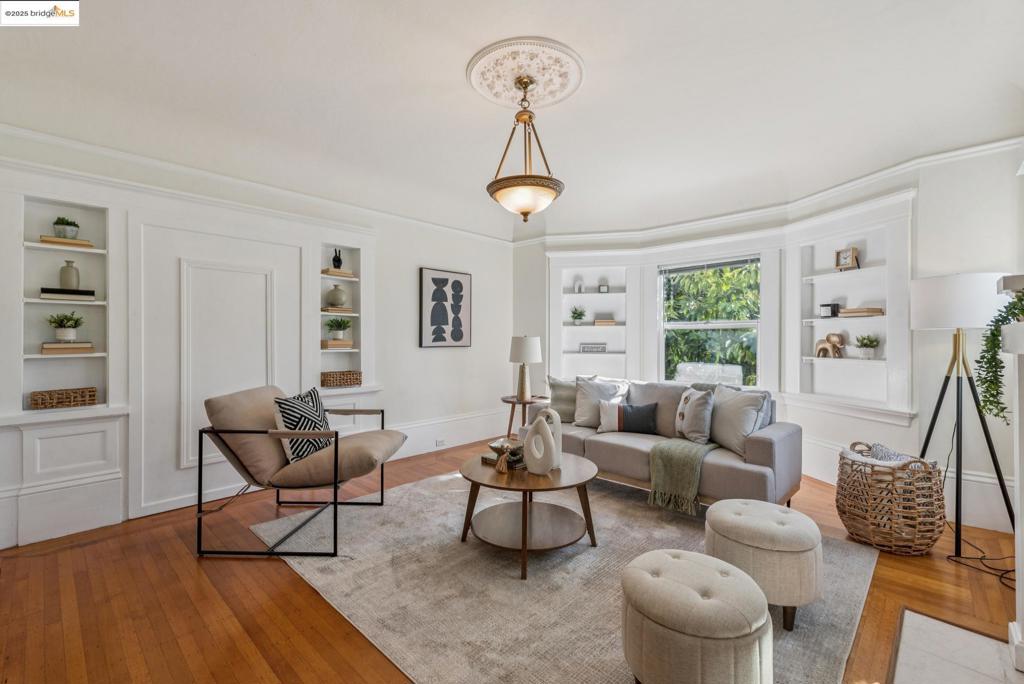 IDORA PARK - Residential Income