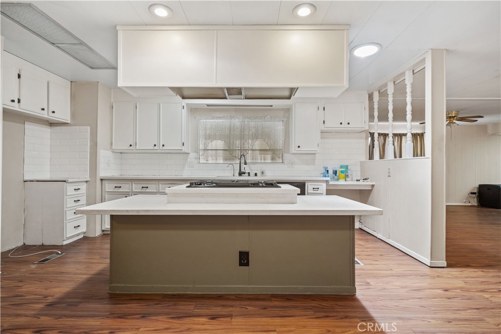 13393 Mariposa Road 169