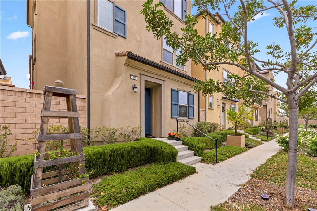 2250 Rose Garden Court