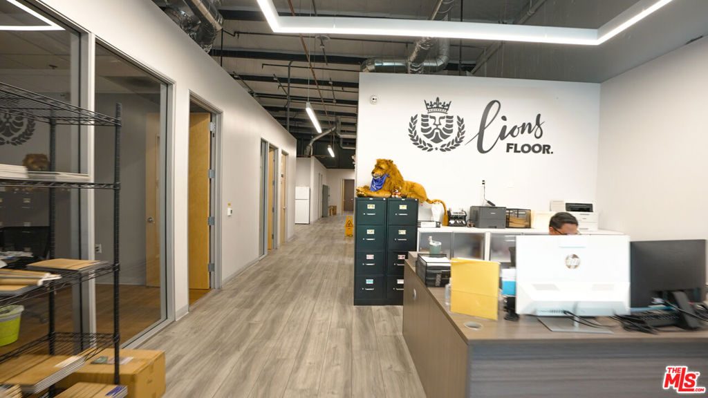 7300 Somerset Boulevard