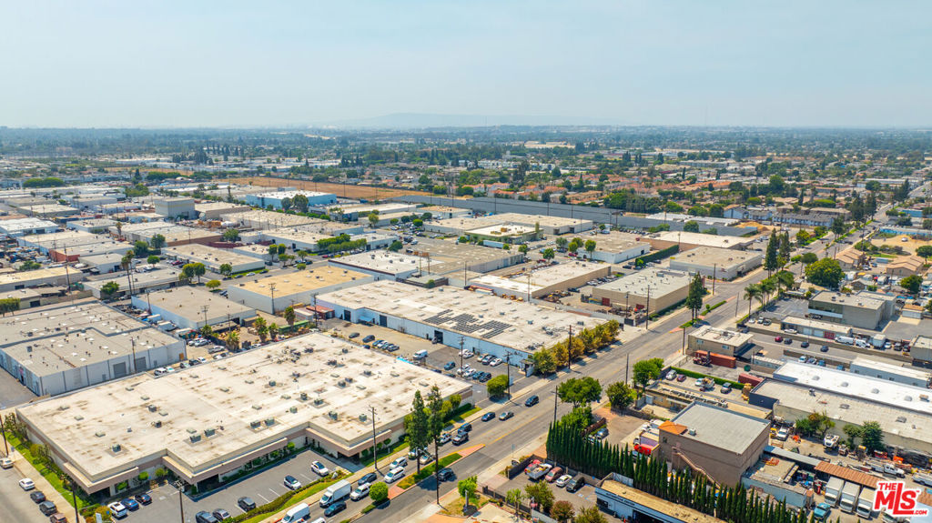 7300 Somerset Boulevard