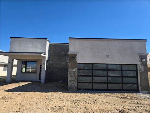 Photo of 26377 Catamaran Ln, Helendale, CA 92342 (MLS # IV26045938)