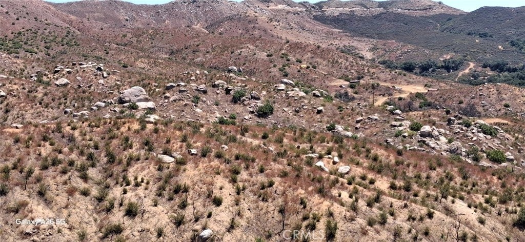 32 E Decker Canyon