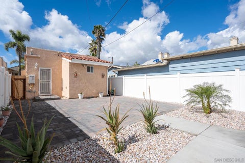 Tiny photo for 4337 Felton St St, San Diego, CA 92104 (MLS # 260013670SD)