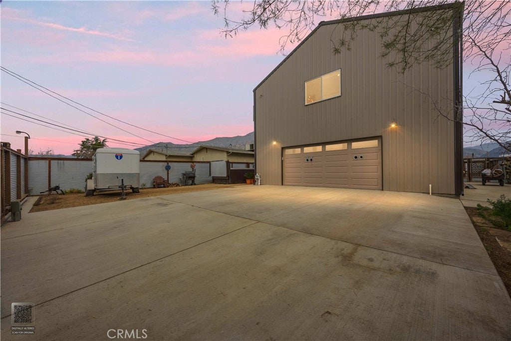 5209 Lake Isabella