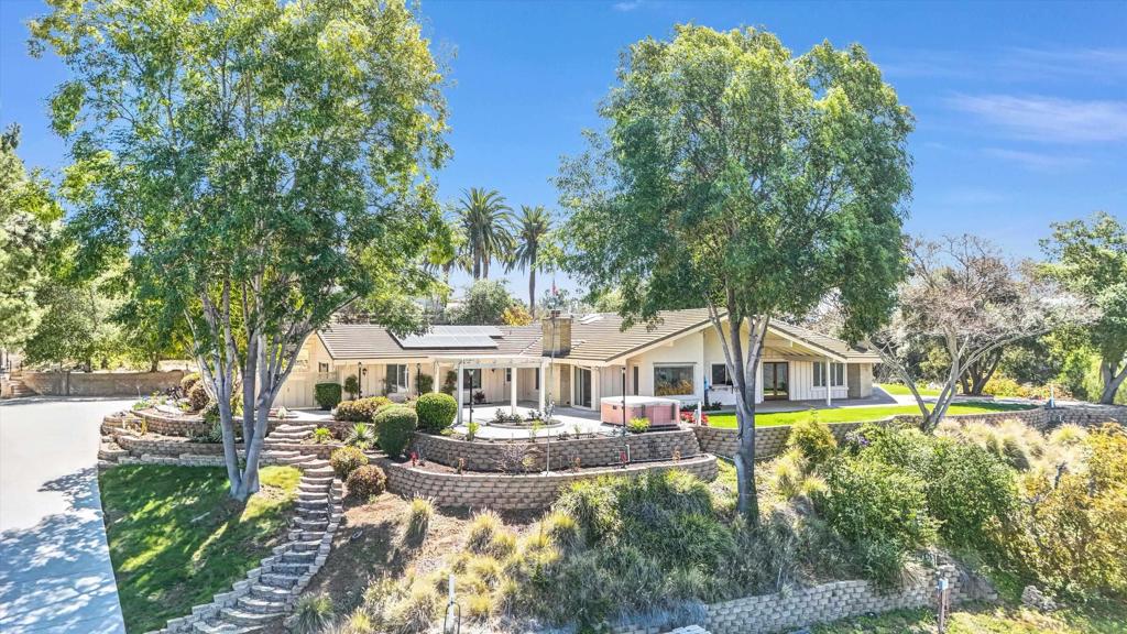 2443 Vista Lago Terrace