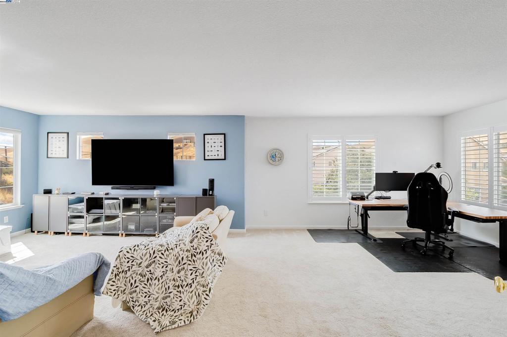 PITTSBURG - Residential