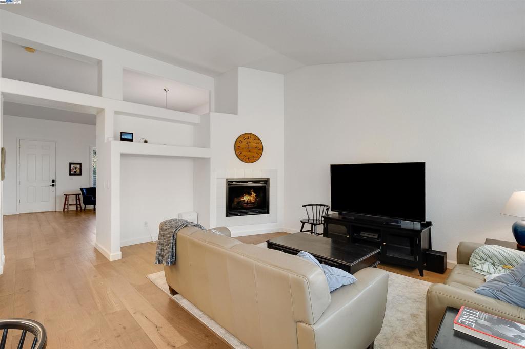 PITTSBURG - Residential
