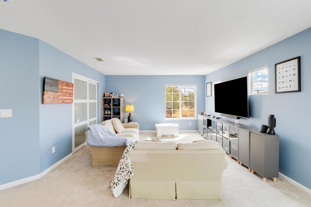 PITTSBURG - Residential
