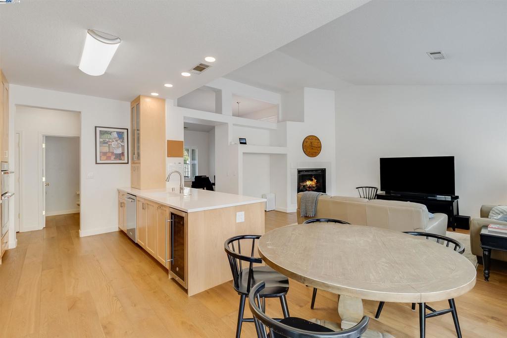 PITTSBURG - Residential