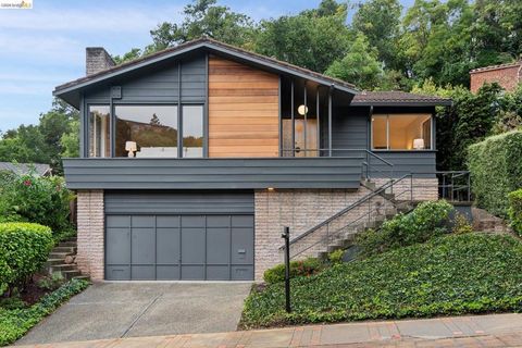 Photo of 7 Cavanaugh, Piedmont, CA 94610 (MLS # 41130636)