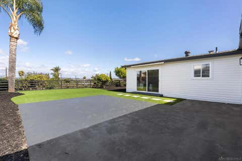 Photo of 2846 Cedar Rd RD, Oceanside, CA 92056 (MLS # 260012936SD)