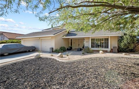 Photo of 5637 Redwood Ave, Palmdale, CA 93551 (MLS # BB26084359)