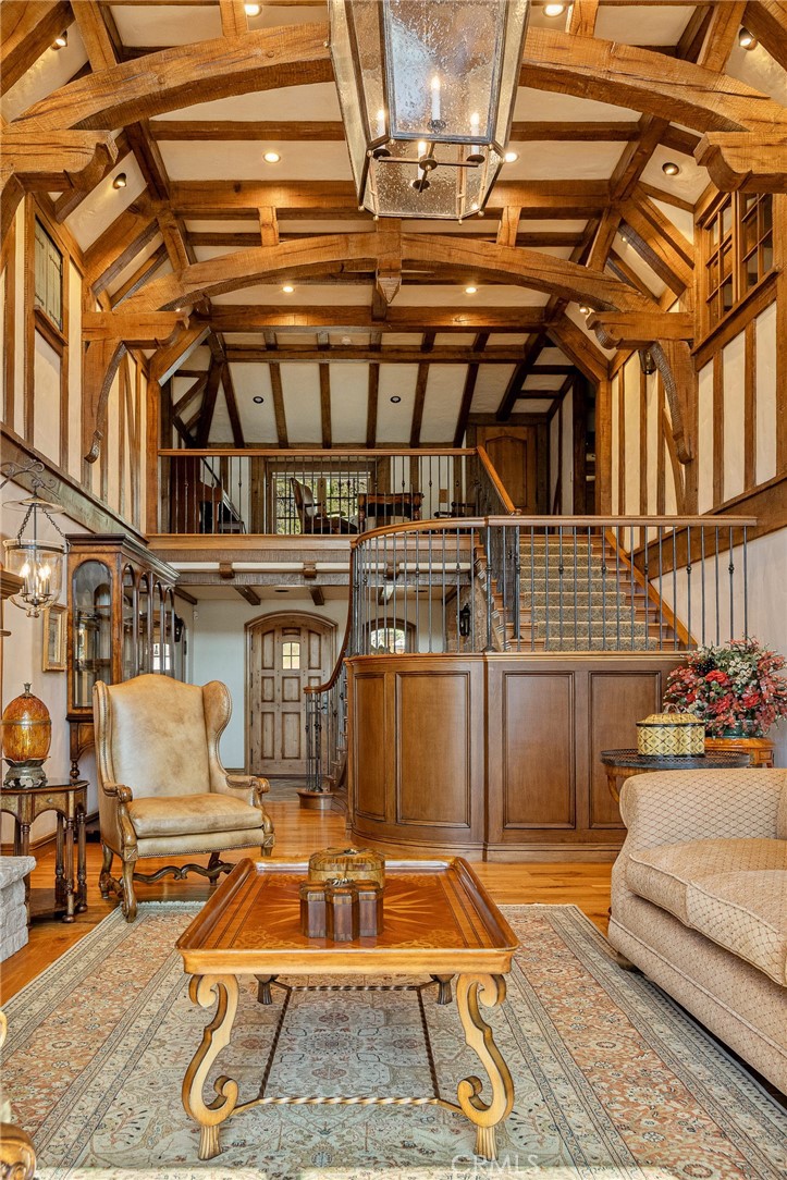 28089 Point Hamiltair