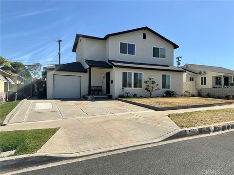 Photo of 150 E Floral DR, Monterey Park, CA 91755 (MLS # PW26118160)