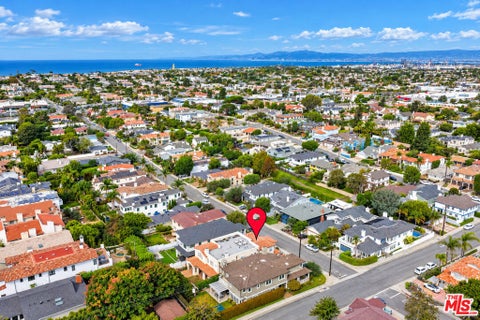 Photo of 1250 8th Street, Manhattan Beach, CA 90266 (MLS # 26104354)