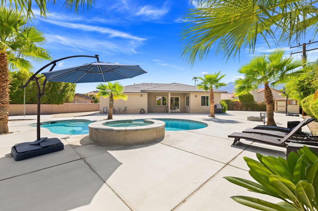 68400 Sandia Court