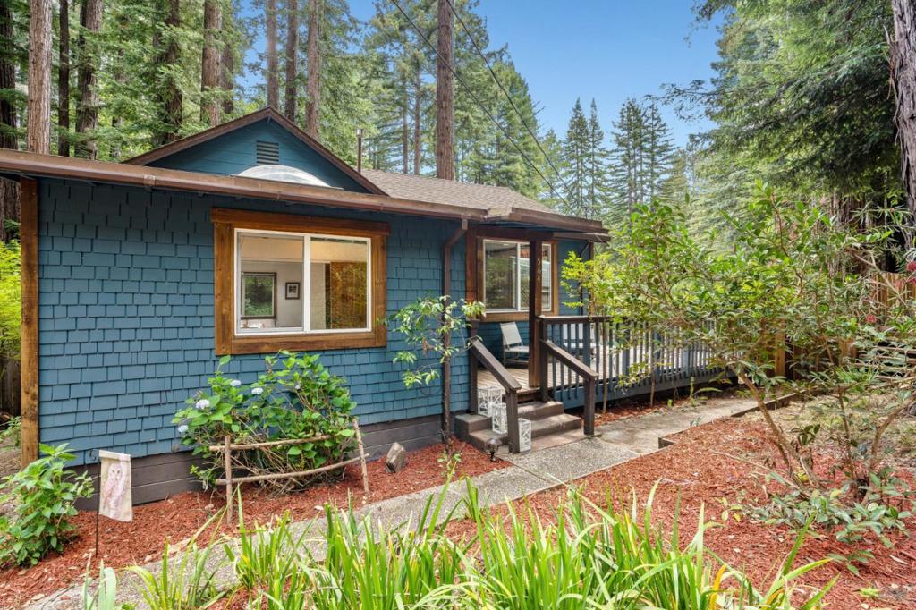 564 Lilac Avenue