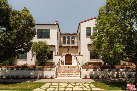 Photo of 16037 Junaluska Way, Pacific Palisades, CA 90272 (MLS # 26829945)