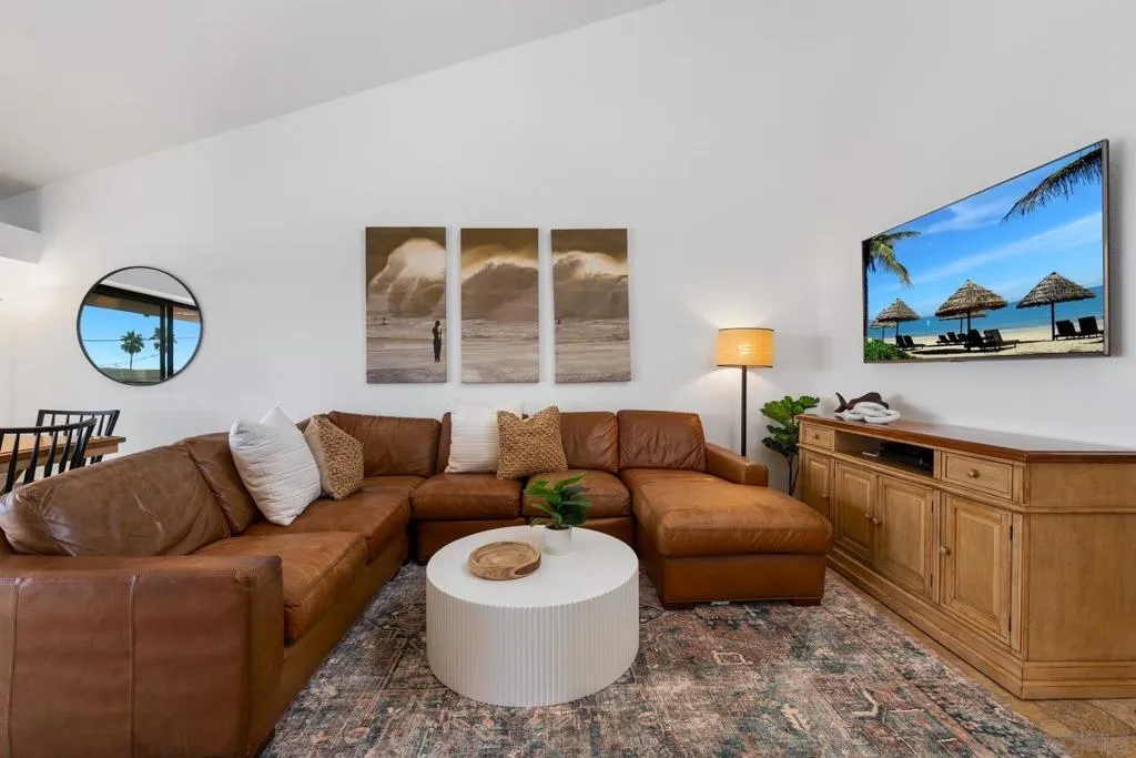 La Jolla, California 92037, United States, ,Residential,Active,167117