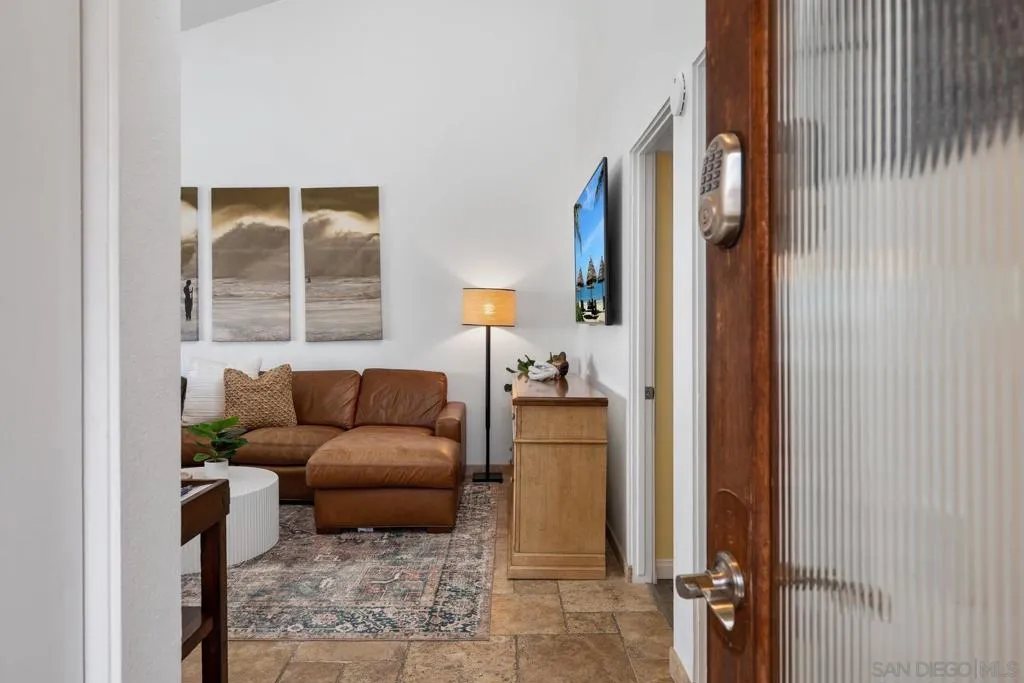 La Jolla, California 92037, United States, ,Residential,Active,167117