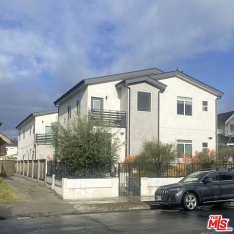 Photo of 3955 S Budlong Avenue #3955, Los Angeles, CA 90037 (MLS # 26632763)