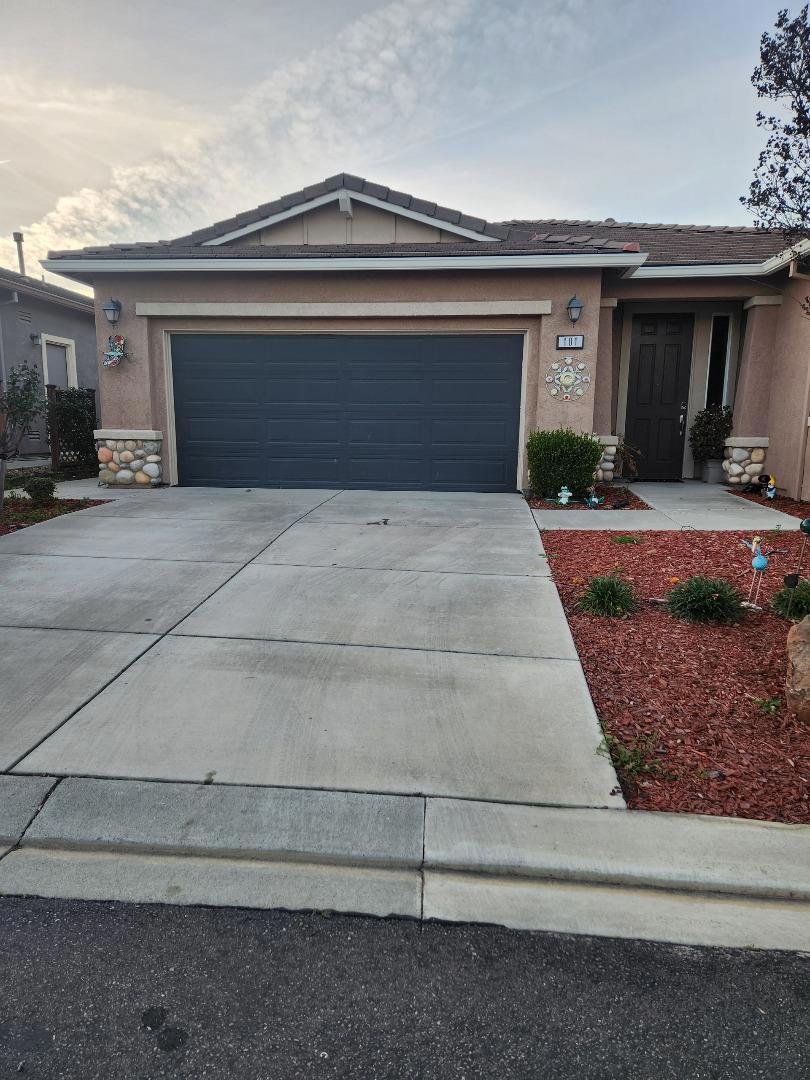 101 David Lamoree Way