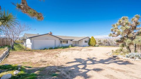 Photo of 7478 Bonita Trail, Yucca Valley, CA 92284 (MLS # 219143539DA)