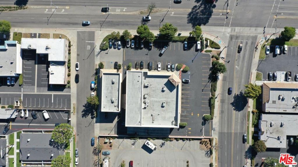1131 S Glendora Avenue