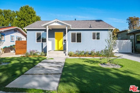 Photo of 3926 Michael Avenue, Los Angeles, CA 90066 (MLS # 26104498)